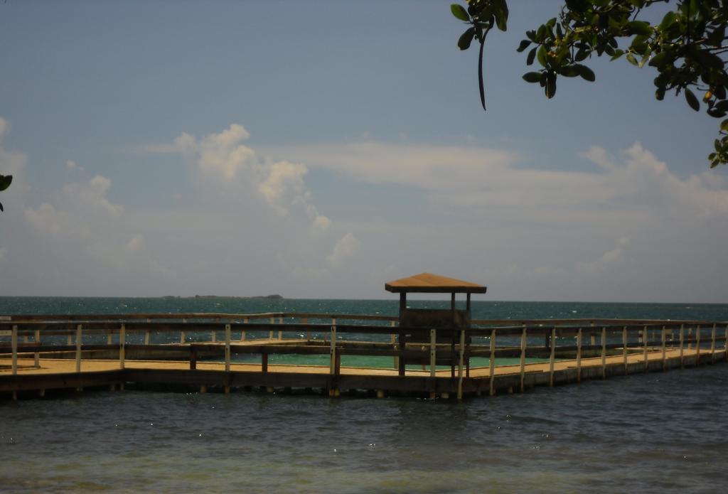 Parador Turtle Bay Inn La Parguera Luaran gambar